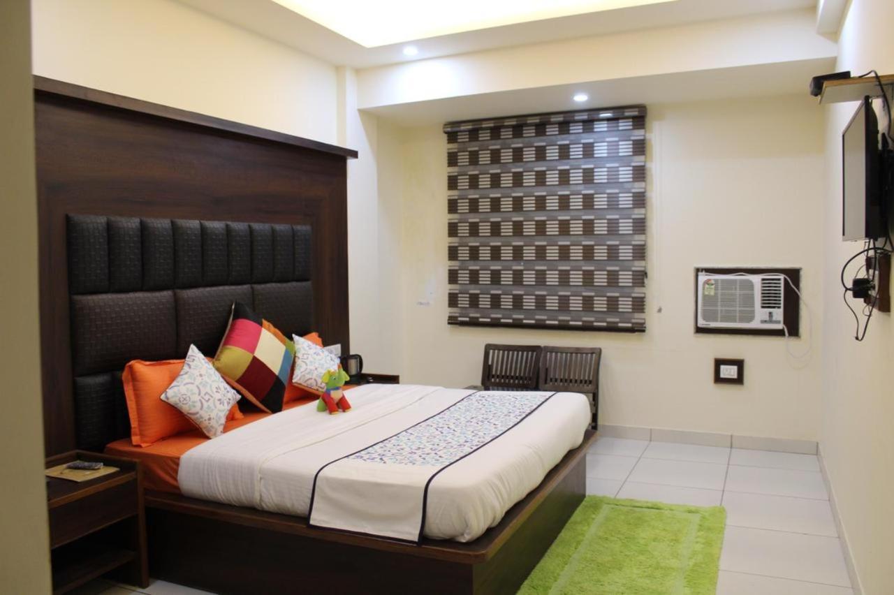 Hotel Katra Royal Stay Bagian luar foto