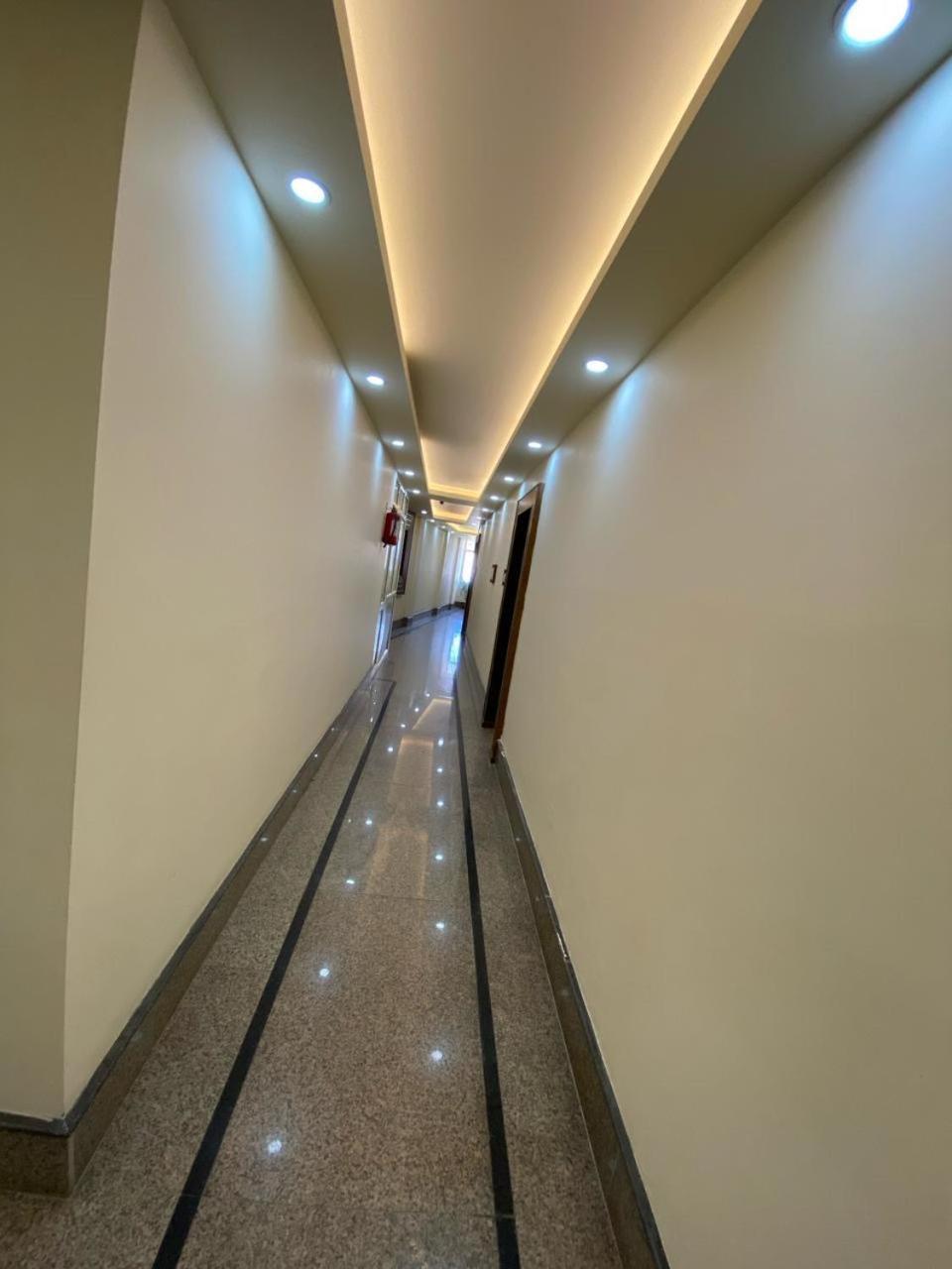 Hotel Katra Royal Stay Bagian luar foto