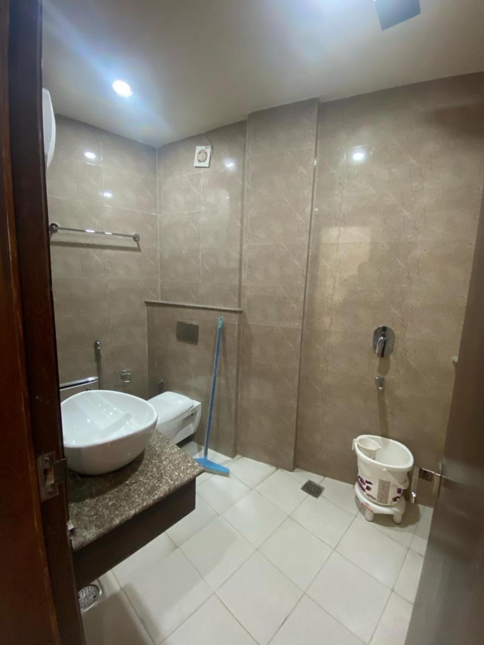 Hotel Katra Royal Stay Bagian luar foto